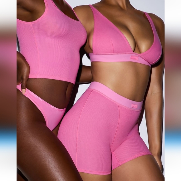 SKIMS COTTON RIBBED BOXER SHORT SUGAR PINK SIZE Small NWT - Picture 3 of 5